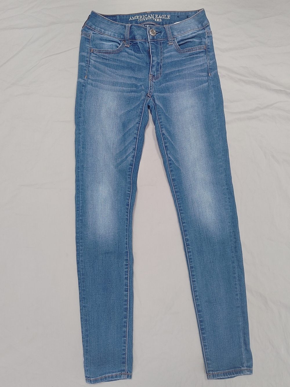 American Eagle Outfitters Medium Light Blue Super Stretch Jegging Jeans